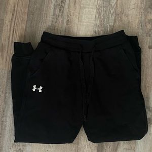 Super cute black under armor sweats size medium